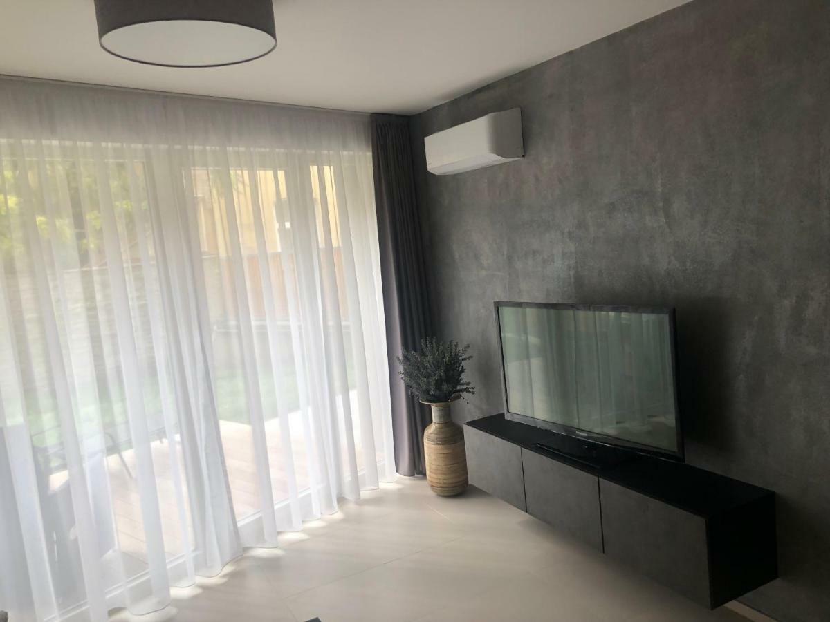 Luxury Apartment With Private Garden Prag Dış mekan fotoğraf
